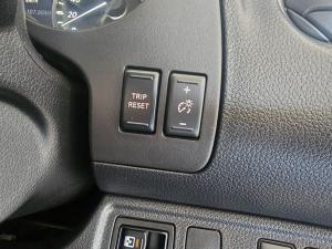 Nissan Navara 2.5DDTI PRO-2X automatic D/C - Image 21