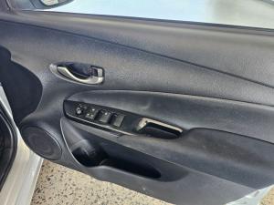Toyota Yaris 1.5 XS CVT 5-Door - Image 13
