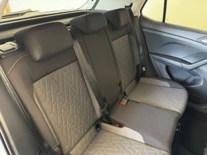 Volkswagen T-CROSS 1.0 TSI Life DSG - Image 9