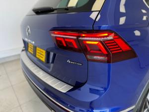 Volkswagen Tiguan 2.0 TSI R-LINE 4Motion DSG - Image 19
