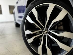 Volkswagen Tiguan 2.0 TSI R-LINE 4Motion DSG - Image 20