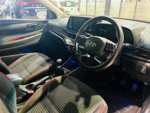 Hyundai i20 1.0T Fluid auto - Image 6