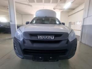 Isuzu D-Max Gen 6 250 single cab Fleetside safety - Image 4