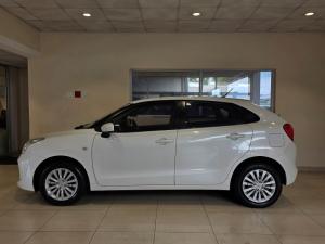 Toyota Starlet 1.4 Xi - Image 2