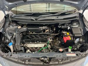 Suzuki Baleno 1.5 GL - Image 9