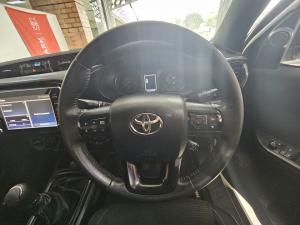 Toyota Hilux 2.8GD-6 Xtra cab 4x4 Legend manual - Image 8