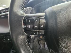 Toyota Hilux 2.8GD-6 Xtra cab 4x4 Legend manual - Image 9