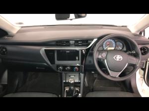 Toyota Corolla Quest 1.8 Plus manual - Image 6