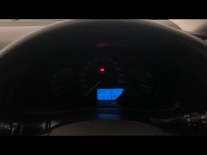 Toyota Corolla Quest 1.8 Plus manual - Image 9