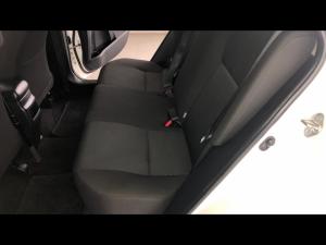 Toyota Corolla Quest 1.8 Plus manual - Image 11