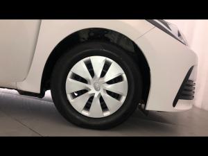 Toyota Corolla Quest 1.8 Plus manual - Image 17