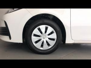 Toyota Corolla Quest 1.8 Plus manual - Image 18