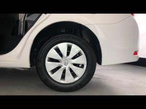 Toyota Corolla Quest 1.8 Plus manual - Image 19