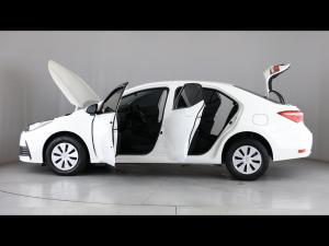 Toyota Corolla Quest 1.8 Plus manual - Image 26