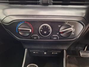 Hyundai i20 1.4 Motion auto - Image 12