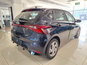 Hyundai i20 1.4 Motion auto - Image 3