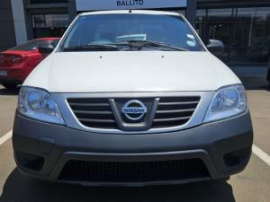 Nissan NP200 1.6i safety pack (aircon) - Image 10