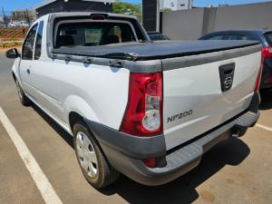 Nissan NP200 1.6i safety pack (aircon) - Image 3