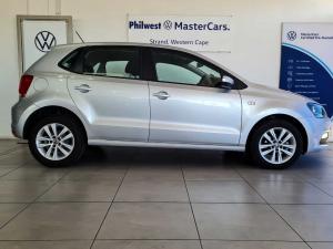 Volkswagen Polo Vivo hatch 1.6 Comfortline auto - Image 2