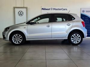 Volkswagen Polo Vivo hatch 1.6 Comfortline auto - Image 3