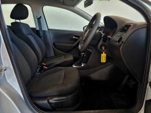 Volkswagen Polo Vivo hatch 1.6 Comfortline auto - Image 6
