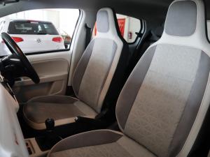 Volkswagen up! move up! 5-door 1.0 - Image 11