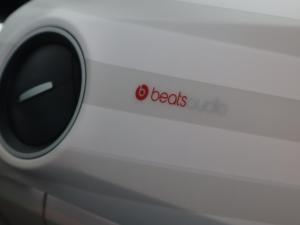 Volkswagen up! move up! 5-door 1.0 - Image 12