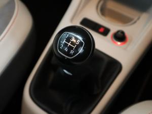Volkswagen up! move up! 5-door 1.0 - Image 16