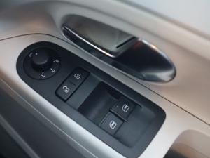 Volkswagen up! move up! 5-door 1.0 - Image 22