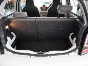 Volkswagen up! move up! 5-door 1.0 - Image 23