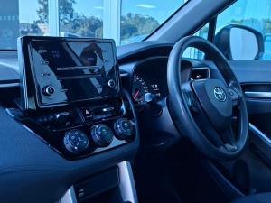 Toyota Corolla Cross 1.8 Xi - Image 16