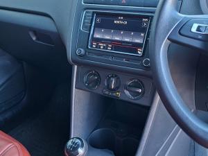 Volkswagen Polo Vivo hatch 1.4 Comfortline - Image 10