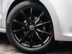 Volkswagen Polo Vivo hatch 1.4 Comfortline - Image 17