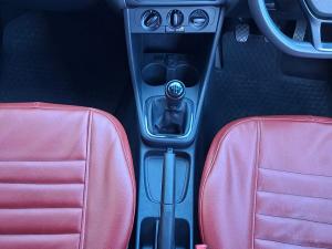 Volkswagen Polo Vivo hatch 1.4 Comfortline - Image 19