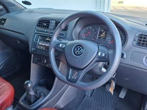 Volkswagen Polo Vivo hatch 1.4 Comfortline - Image 8