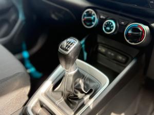 Hyundai Venue 1.0T Motion manual - Image 6