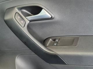 Volkswagen Polo Vivo hatch 1.6 Life