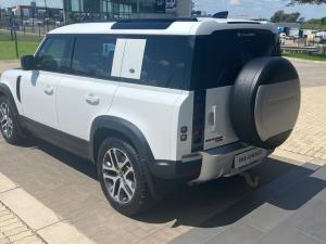 Land Rover Defender 110 P400 SE - Image 5