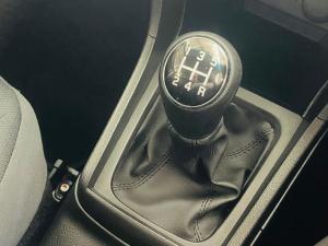 Suzuki Vitara Brezza 1.5 GL - Image 16