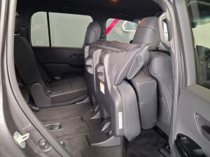 Toyota Land Cruiser 300 3.3D GX-R - Image 13