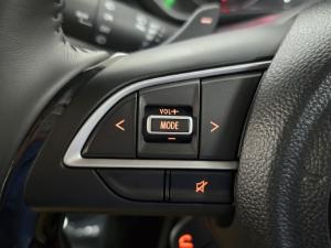 Suzuki Swift 1.2 GLX auto - Image 1