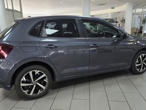 Volkswagen Polo hatch 1.0TSI - Image 24