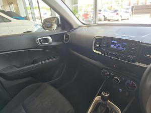 Hyundai Venue 1.0T Motion auto - Image 12