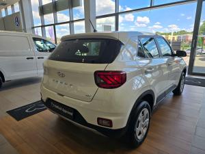 Hyundai Venue 1.0T Motion auto - Image 2