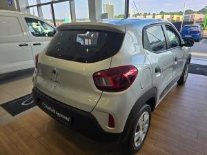 Renault Kwid 1.0 Techno manual - Image 2