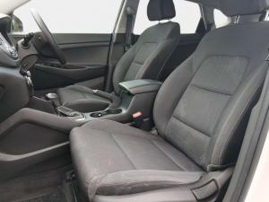 Hyundai Tucson 2.0 Premium auto - Image 10