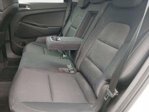 Hyundai Tucson 2.0 Premium auto - Image 11