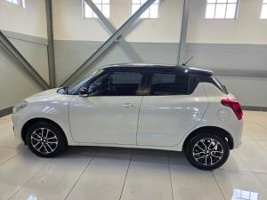 Suzuki Swift 1.2 GLX auto - Image 2