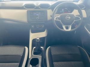 Nissan Magnite 1.0 Visia manual - Image 11