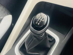 Nissan Magnite 1.0 Visia manual - Image 15